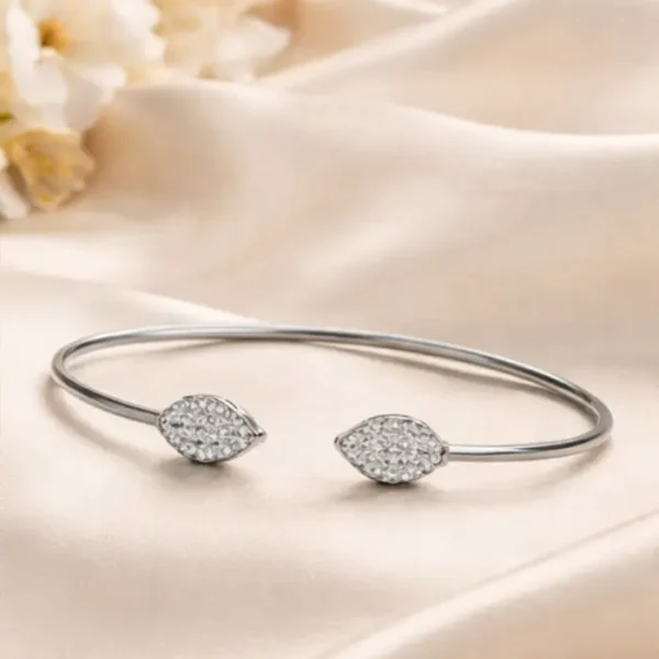 Teardrop Grace Cuff