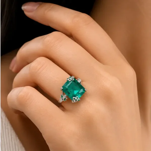 Emerald Bloom 925 Silver Ring
