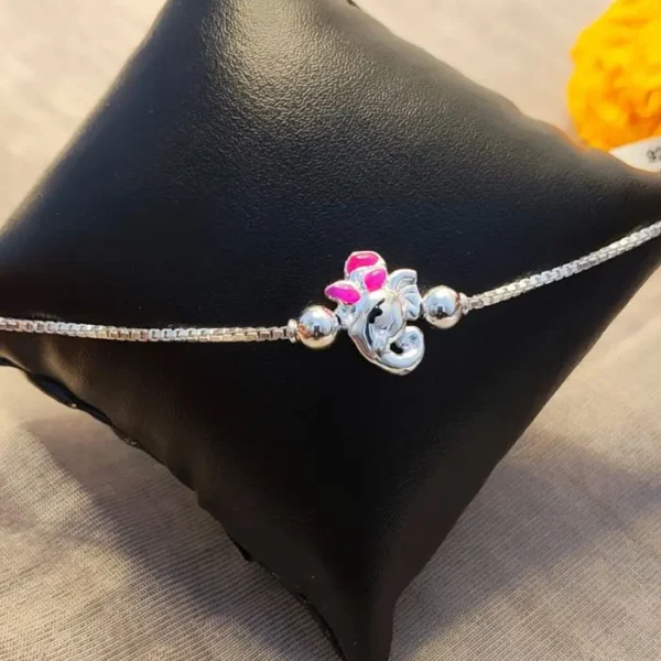 Pranavi Silver Ganesha Charm Rakhi(Turban)
